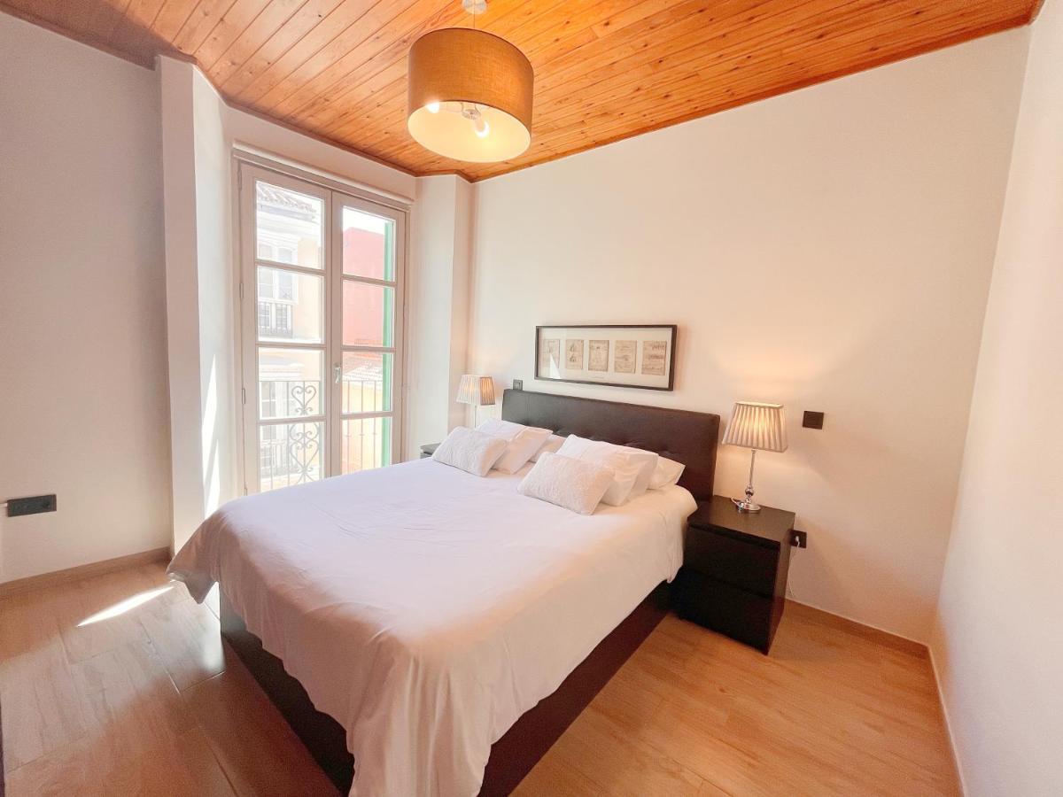 Homely Malaga Carreteria Con Piscina 외부 사진