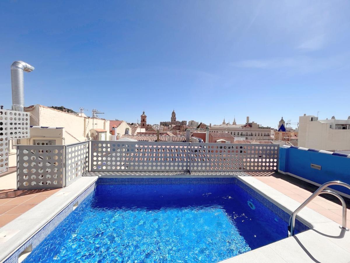 Homely Malaga Carreteria Con Piscina 외부 사진